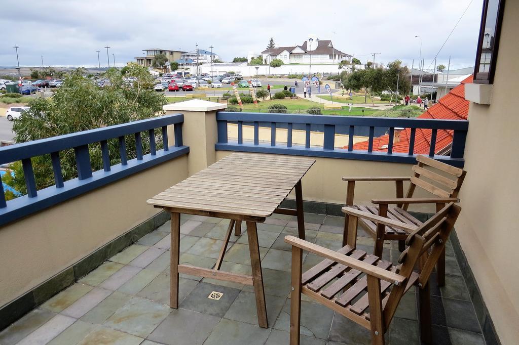 Mccloud House Apartamento Port Noarlunga Exterior foto